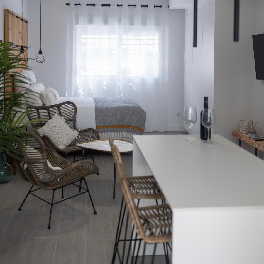 Lovely Suites Tarifa, Estudio A Estrenar En El Centro Y Muy Cerca De La Playa Екстер'єр фото