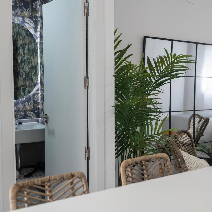 Lovely Suites Tarifa, Estudio A Estrenar En El Centro Y Muy Cerca De La Playa Екстер'єр фото